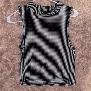 Black and white stripe top